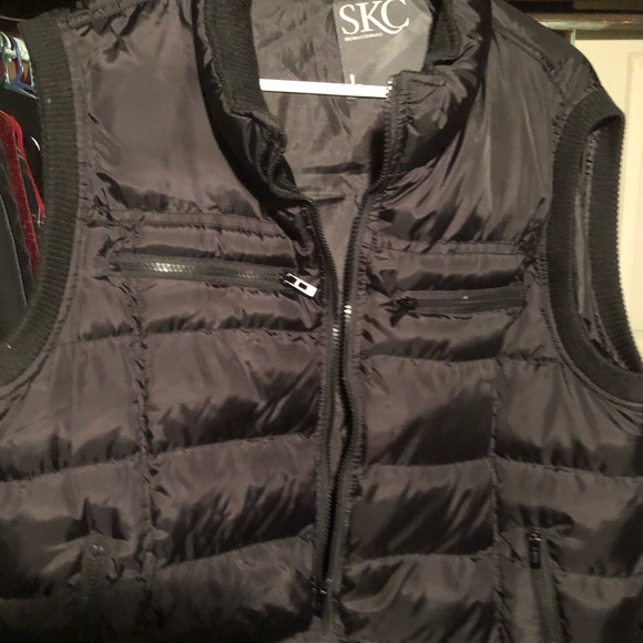 Men’s vest - Picture 2 of 2